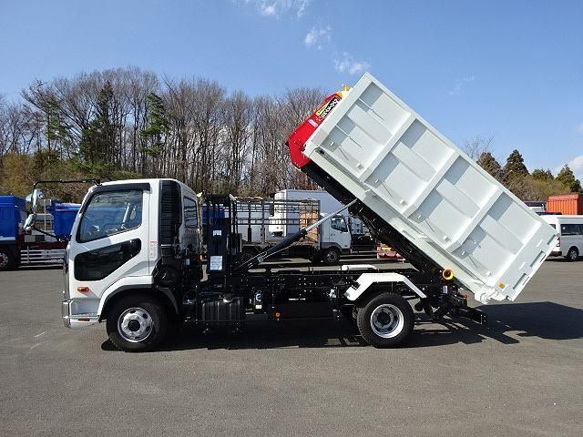 Mitsubishi FIGHTER 2025-12 7199599-5