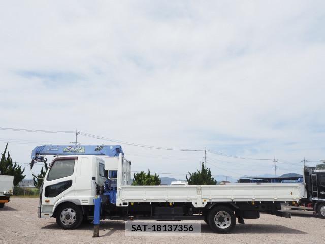 Mitsubishi FIGHTER 2015-07 7250787-1