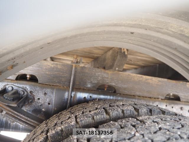 Mitsubishi FIGHTER 2015-07 7250787-26