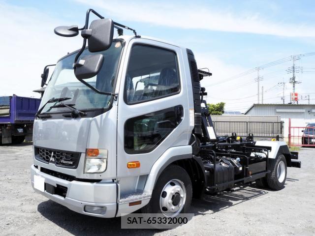 Mitsubishi FIGHTER 2026-02 7250780-0