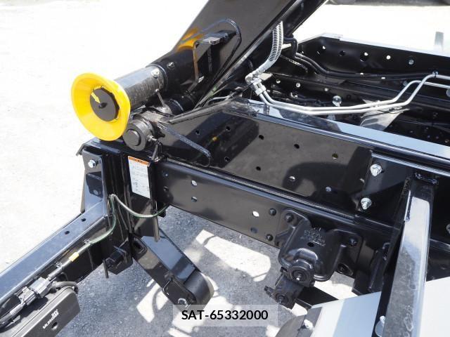 Mitsubishi FIGHTER 2026-02 7250780-22