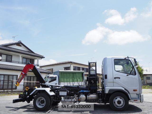 Mitsubishi FIGHTER 2026-02 7250780-8