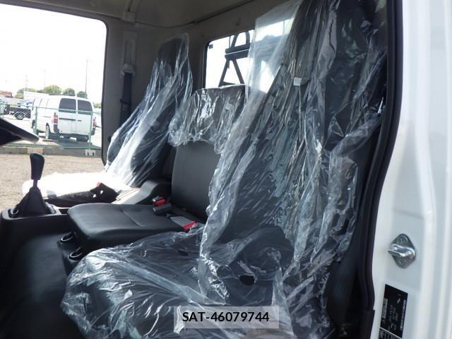 Mitsubishi FIGHTER 2026-02 7250783-12