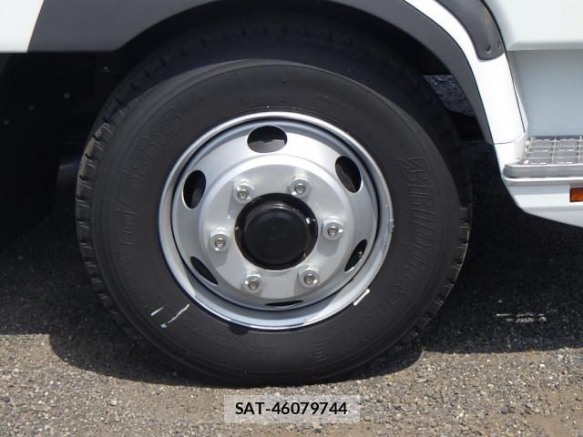 Mitsubishi FIGHTER 2026-02 7250783-23