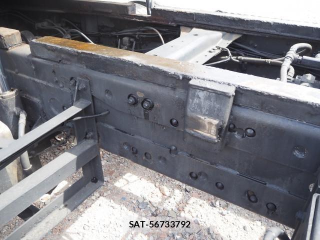 Mitsubishi FIGHTER 2000-05 7250779-17