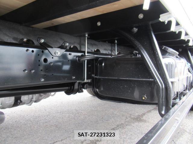 Mitsubishi FIGHTER 2026-02 7250773-15