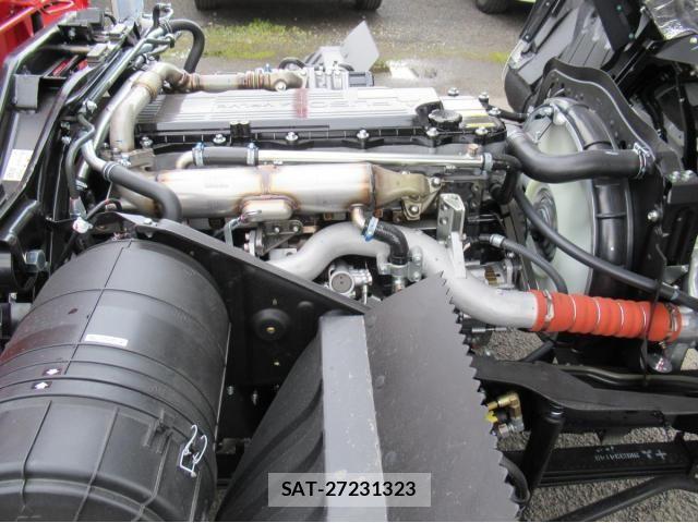 Mitsubishi FIGHTER 2026-02 7250773-18