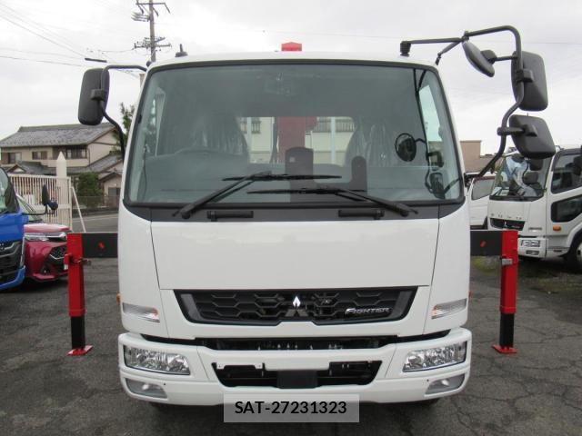 Mitsubishi FIGHTER 2026-02 7250773-7