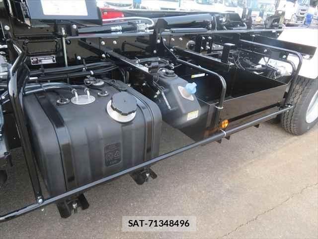 Mitsubishi FIGHTER 2026-03 7250775-18