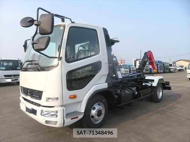 Mitsubishi FIGHTER 2026-03 7250775-28