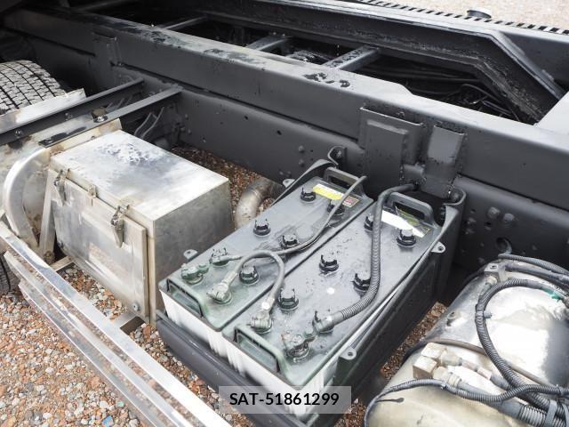 Mitsubishi FIGHTER 2006-06 7250786-11
