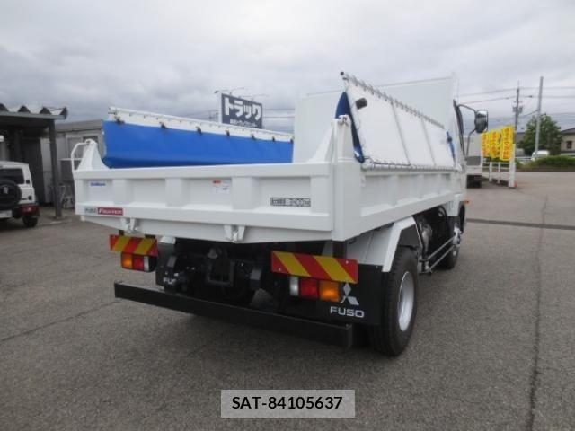 Mitsubishi FIGHTER 2025-12 7250782-3