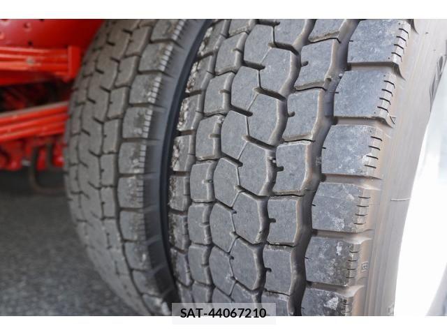Mitsubishi FIGHTER 2023-03 7250776-10