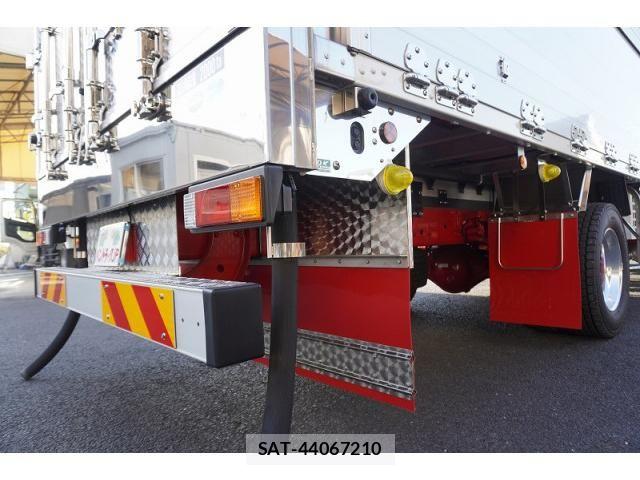 Mitsubishi FIGHTER 2023-03 7250776-27