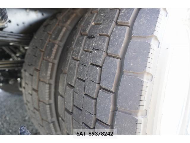 Mitsubishi FIGHTER 2023-11 7250777-9