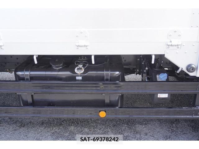 Mitsubishi FIGHTER 2023-11 7250777-16