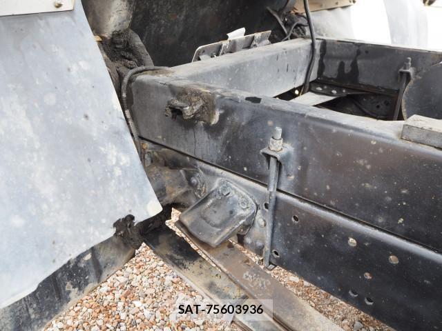 Mitsubishi FIGHTER 2006-06 7250789-20