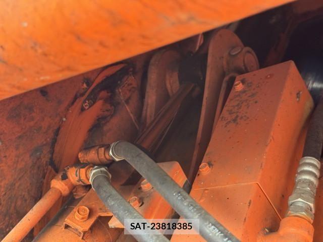 Mitsubishi FIGHTER 2017-03 7250785-11