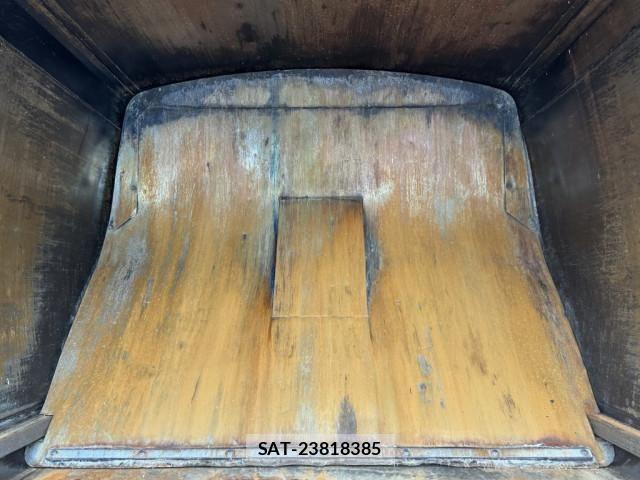 Mitsubishi FIGHTER 2017-03 7250785-18