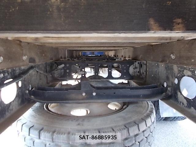 Mitsubishi FIGHTER 2020-05 7250781-11