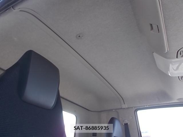 Mitsubishi FIGHTER 2020-05 7250781-4