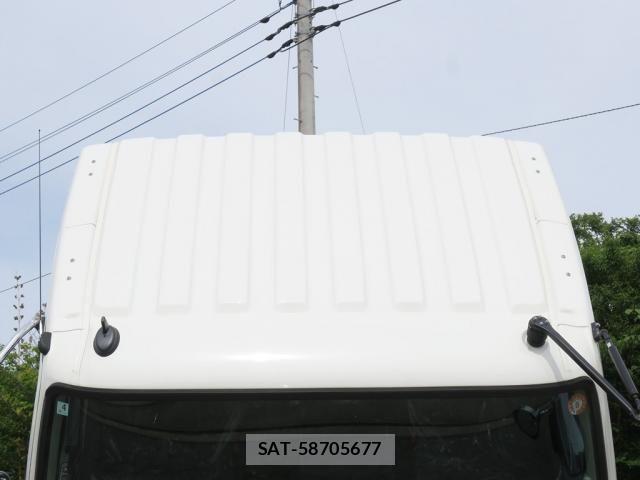 Mitsubishi FIGHTER 2026-04 7271881-9
