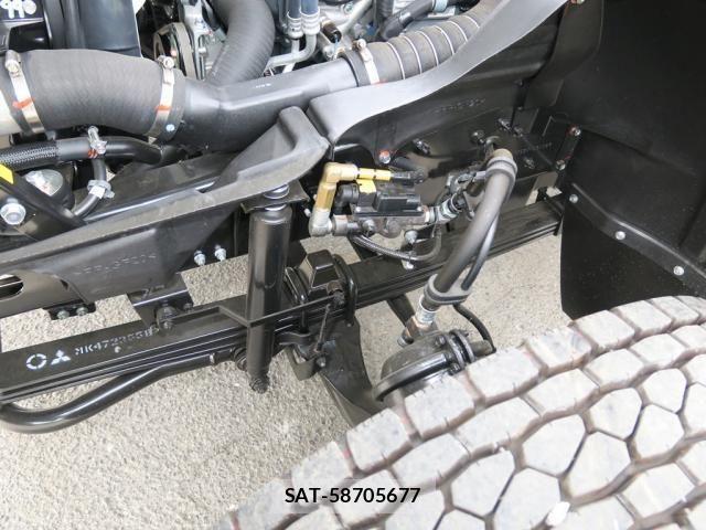 Mitsubishi FIGHTER 2026-04 7271881-20