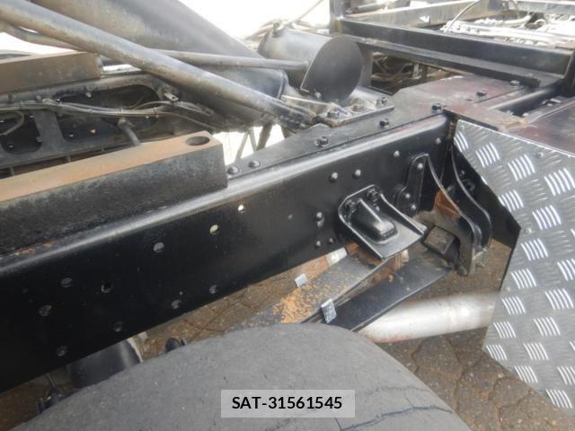 Mitsubishi FIGHTER 2006-10 7271882-25