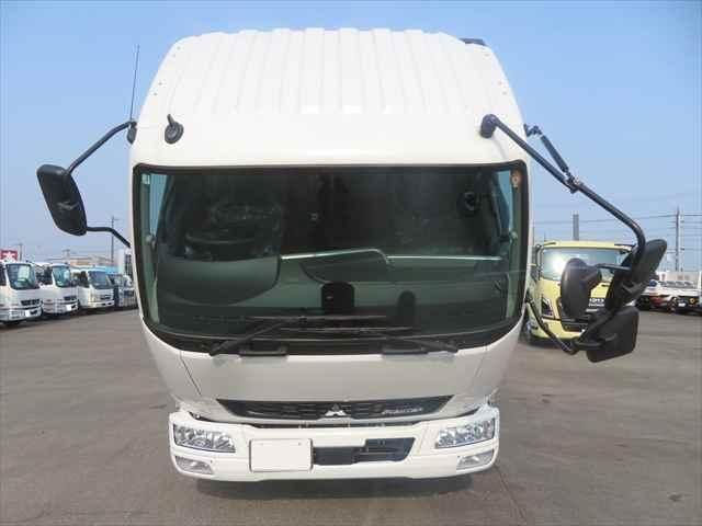 Mitsubishi FIGHTER 2026-03 7306670-9