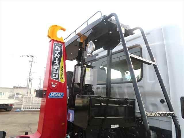Mitsubishi FIGHTER 2026-03 7306670-22