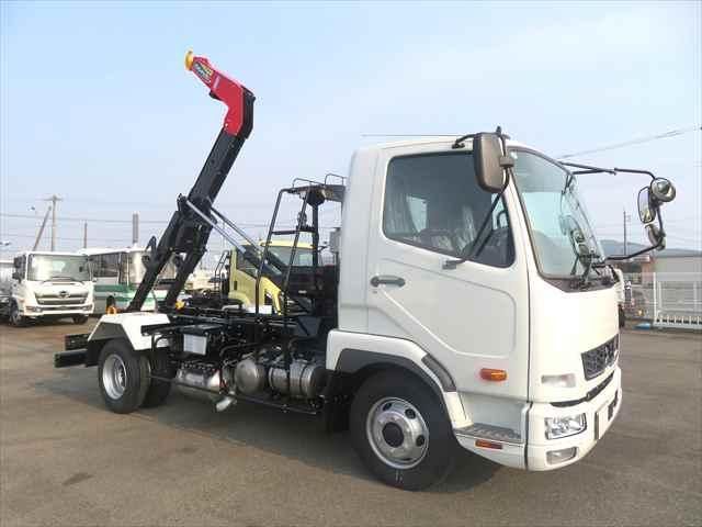 Mitsubishi FIGHTER 2026-03 7306672-25