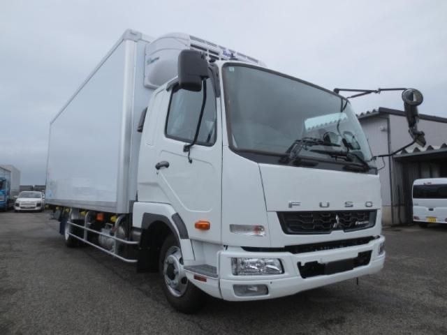 Mitsubishi FIGHTER 2025-12 7306671-1