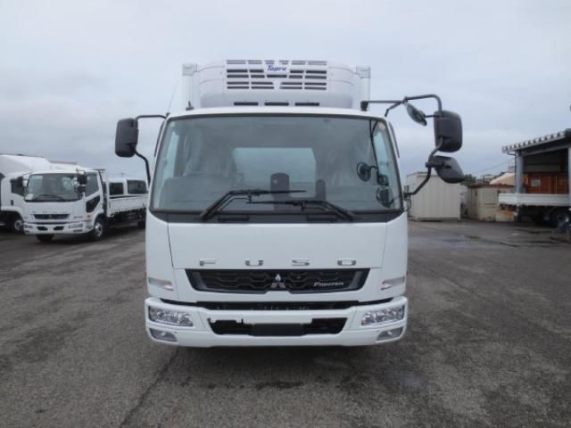 Mitsubishi FIGHTER 2025-12 7306671-5