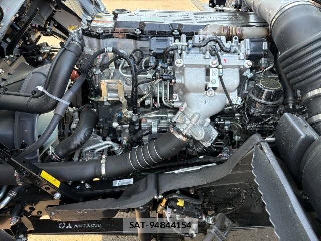 Mitsubishi FIGHTER 2025-08 7357737-15