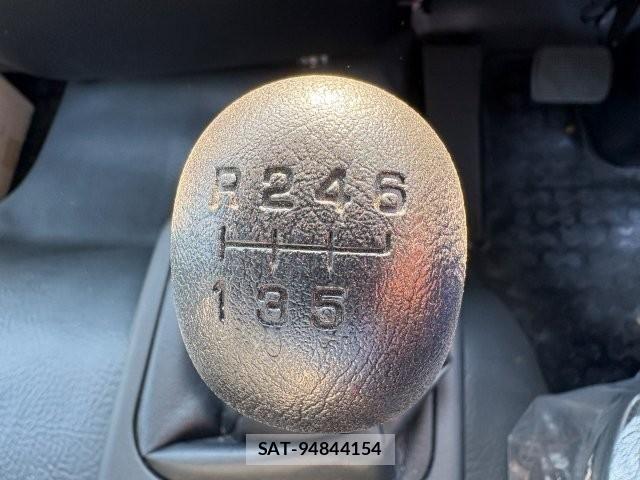 Mitsubishi FIGHTER 2025-08 7357737-24