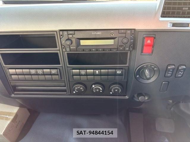 Mitsubishi FIGHTER 2025-08 7357737-25