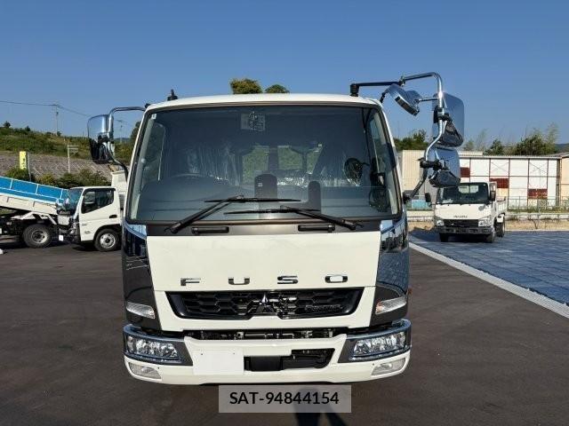Mitsubishi FIGHTER 2025-08 7357737-6
