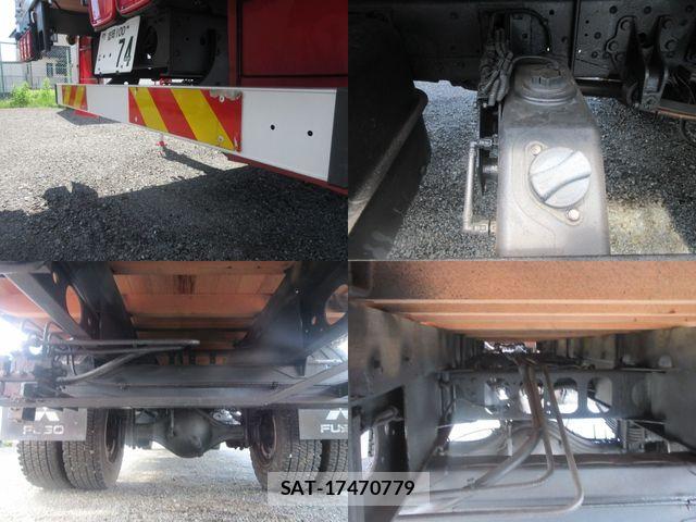 Mitsubishi FIGHTER 2015-06 7357735-17