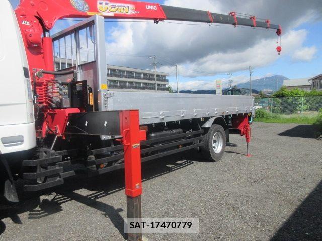 Mitsubishi FIGHTER 2015-06 7357735-3
