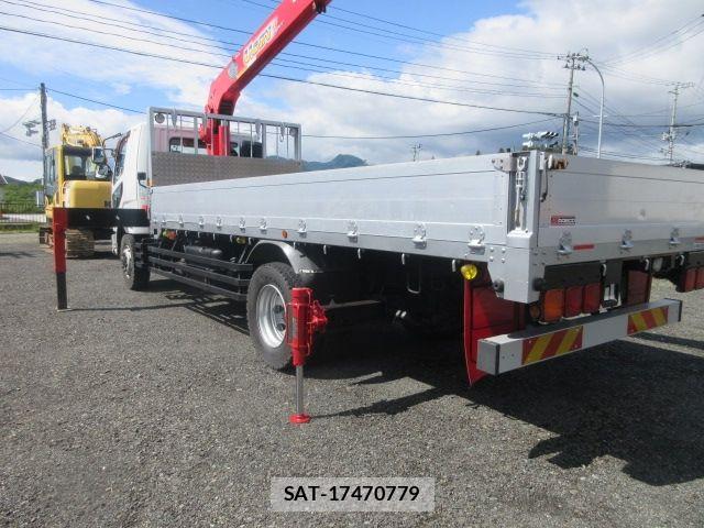Mitsubishi FIGHTER 2015-06 7357735-6