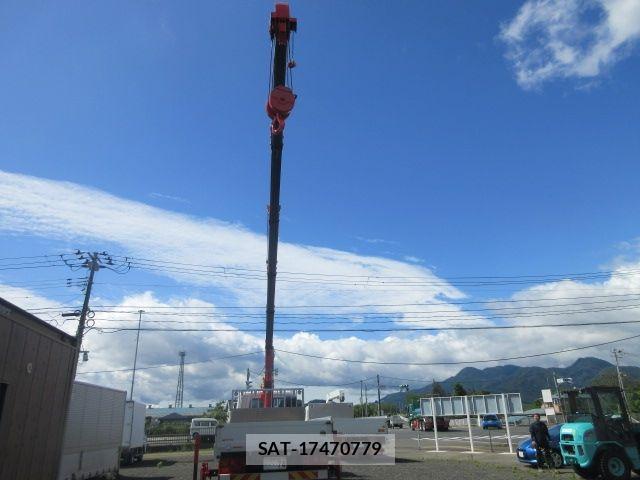 Mitsubishi FIGHTER 2015-06 7357735-7