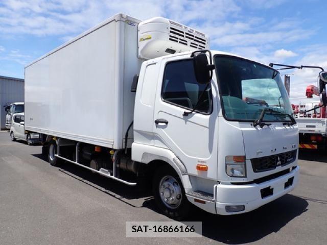 Mitsubishi FIGHTER 2016-03 7357738-2