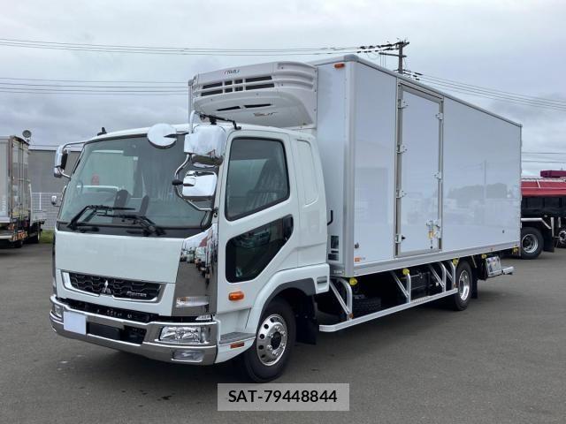 Mitsubishi FIGHTER 2025-04 7357732-0