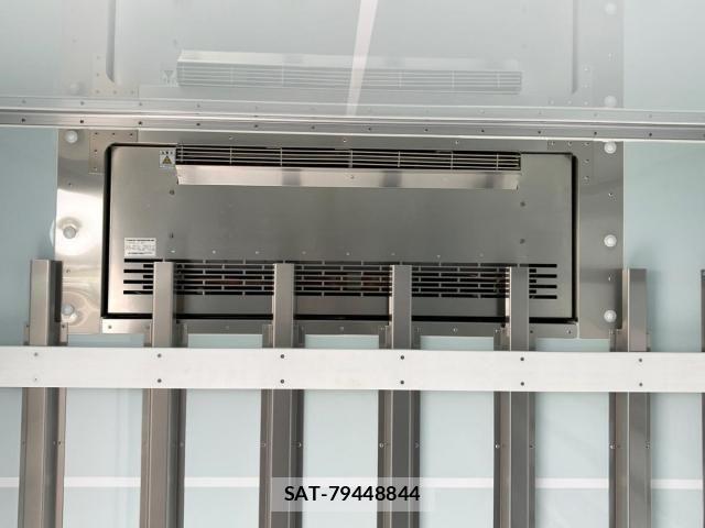 Mitsubishi FIGHTER 2025-04 7357732-9