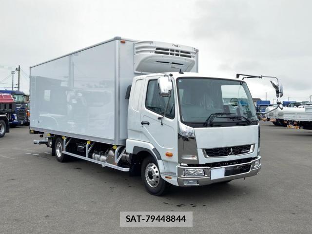 Mitsubishi FIGHTER 2025-04 7357732-1