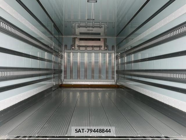 Mitsubishi FIGHTER 2025-04 7357732-7