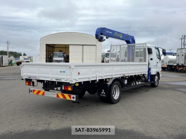 Mitsubishi FIGHTER 2019-11 7357740-2