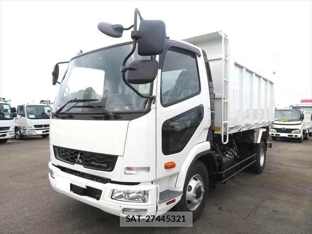 Mitsubishi FIGHTER 2025-12 7357733-1