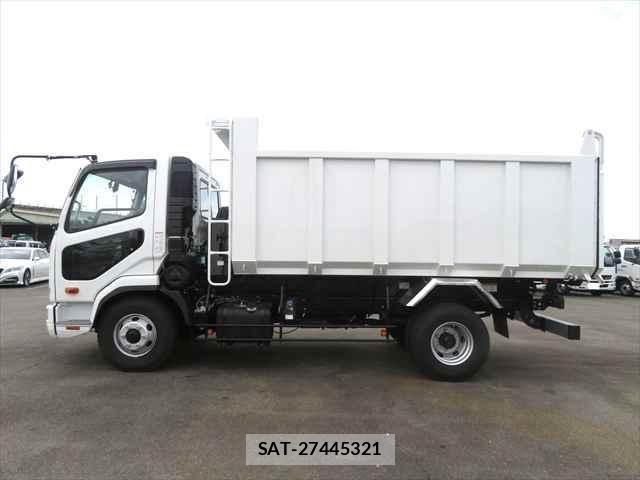 Mitsubishi FIGHTER 2025-12 7357733-8