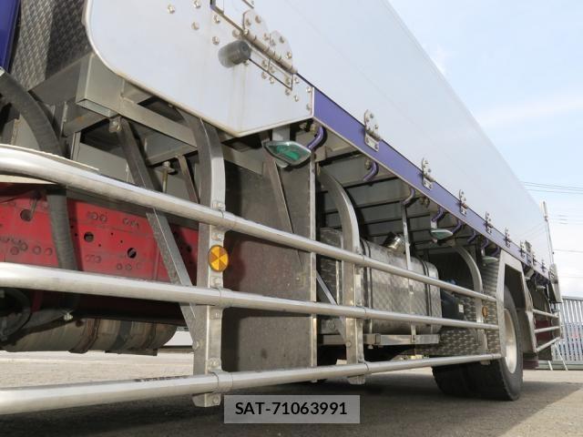 Mitsubishi FIGHTER 2018-05 7357739-14